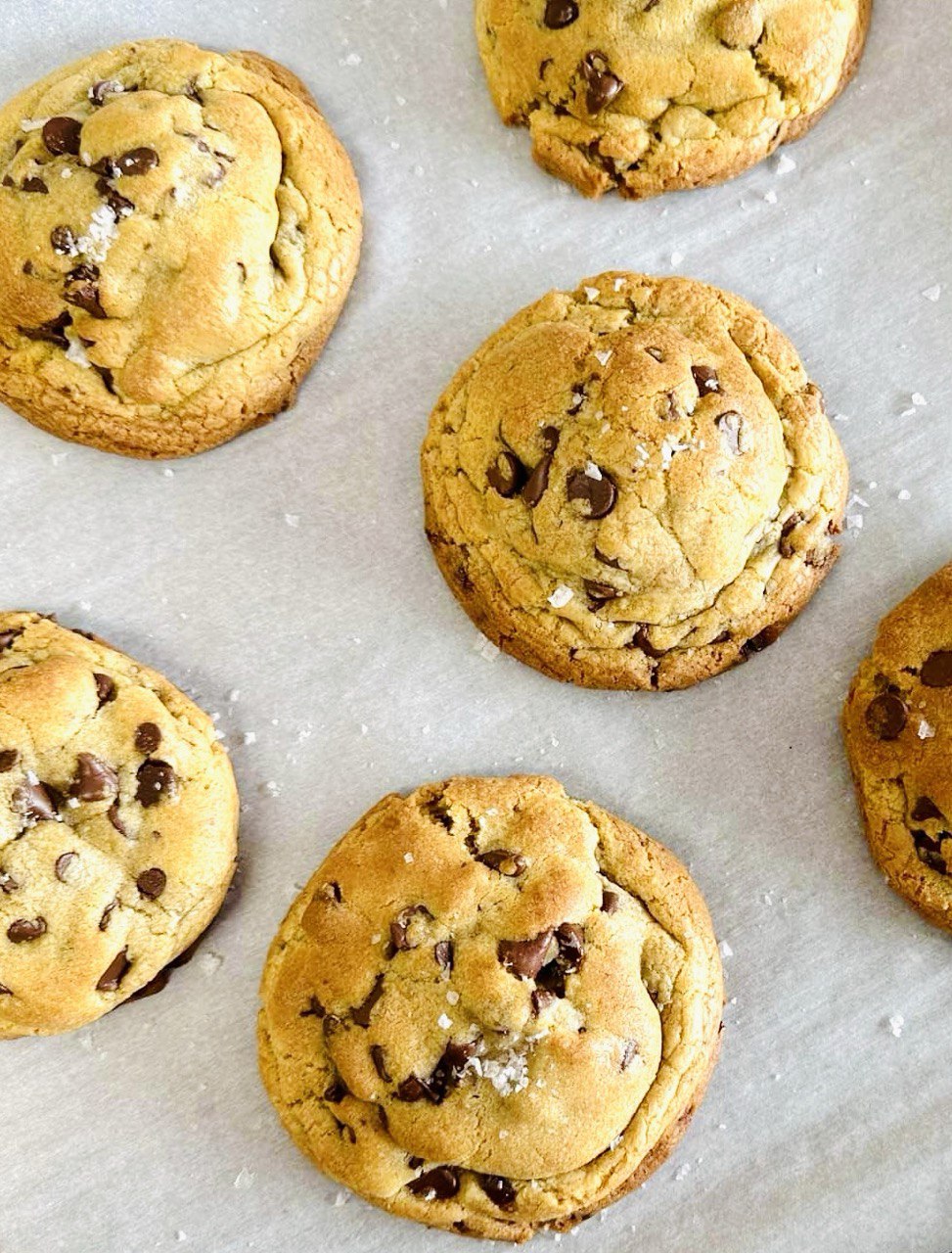 BROWNED BUTTER CHOCOLATE CHIPS XL COOKIES
